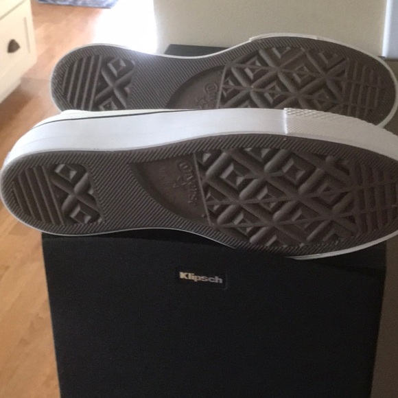 NEW Converse White and Black Platform OZ Sneakes - Picture 8 of 8